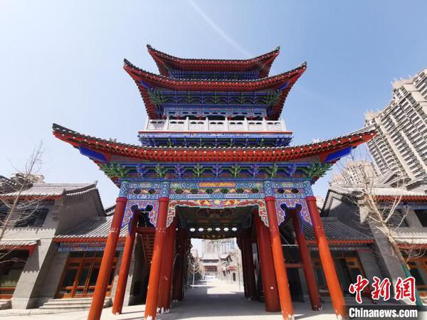 图为兰州老街一景。　张婧 摄