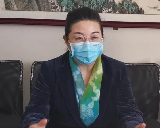 民进中央妇女儿童委员会副主任、北京青爱教育基金会理事长、尼山母爱书院院长 张银俊