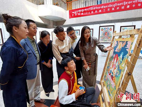 点击进入下一页