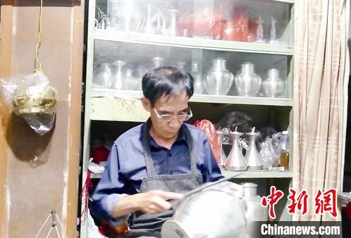 浙江非遗传人的“打镴情缘”：这门手艺不能丢