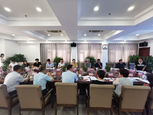 课题组在长春市宽城经济开发区管委会参加座谈会