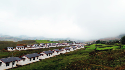 彝族山村特口甲谷的脱贫路10