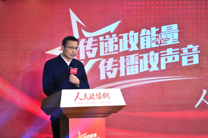 盖文兴