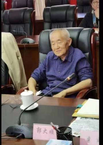 研讨会2