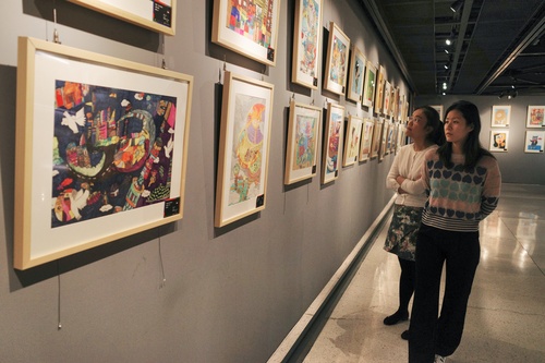 双年展