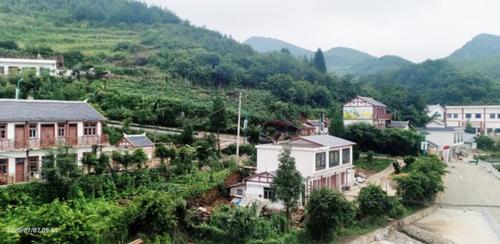 海嘎村旧貌换新颜