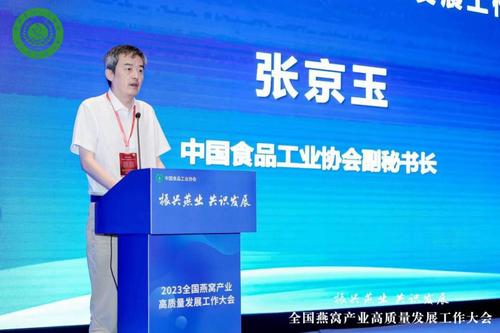 1212240449_1688374134649 1212240449_1688374134649