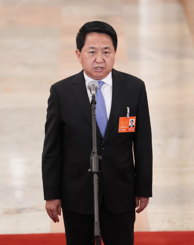 罗文