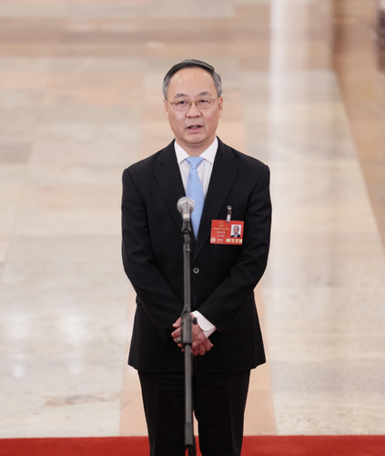 李云泽