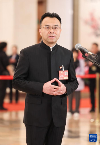 张朝晖