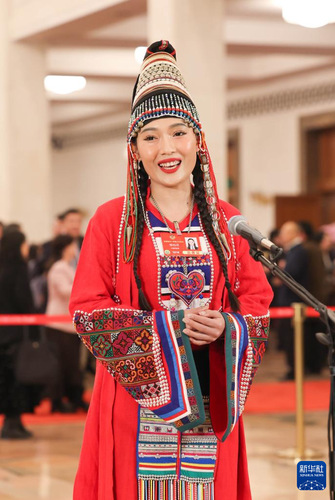 杨钰尼