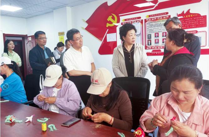 人口老龄化时代，如何提升居家养老服务能力和水平？