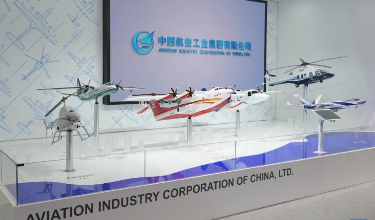 中国航空明星产品亮相巴黎航展