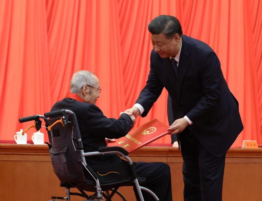 习近平总书记同科技工作者交往交流的故事