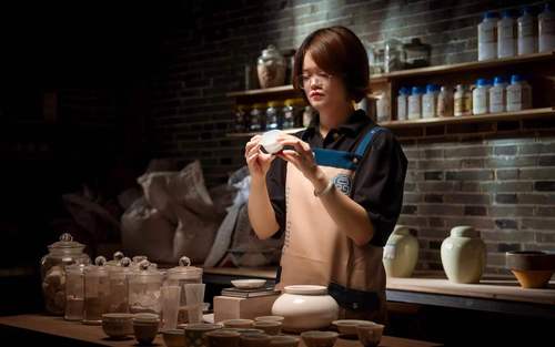 吕雅婷