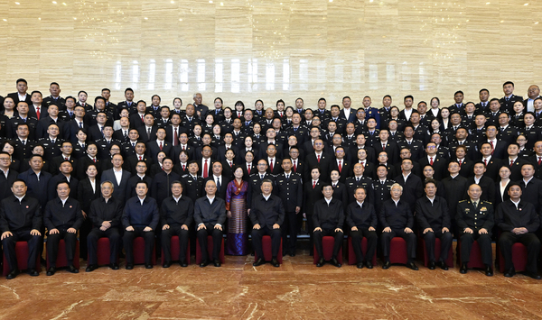 习近平接见西藏各族各界代表（5）(8010752)-20250821042710