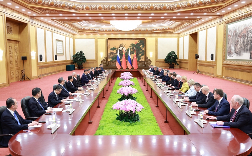   9月2日上午，国家主席习近平在北京人民大会堂同来华出席2025年上海合作组织峰会和纪念中国人民抗日战争暨世界反法西斯战争胜利80周年活动的俄罗斯总统普京举行会谈。 新华社记者 丁海涛 摄