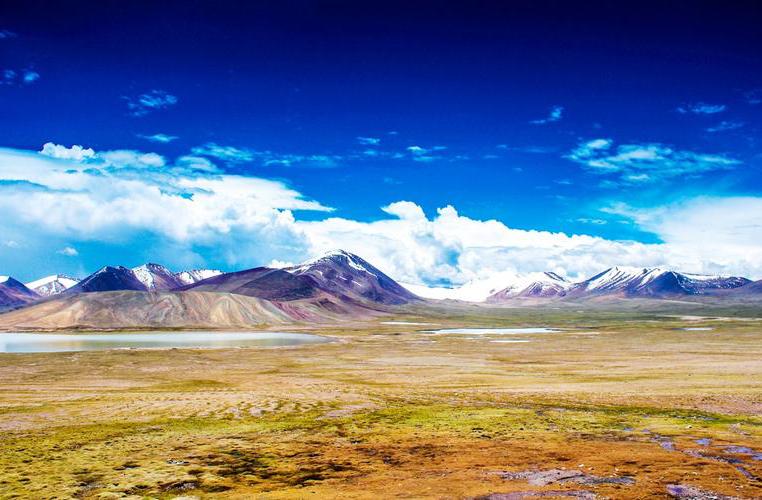 “珠峰烟花秀”背后，可能触碰到哪些法律红线？