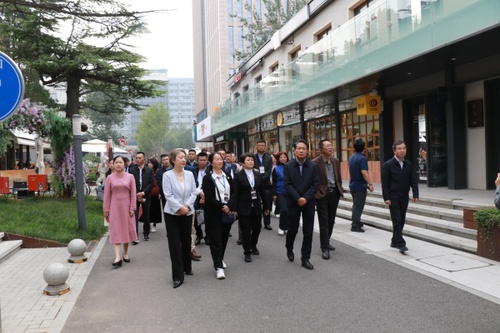 W020251016651092948802