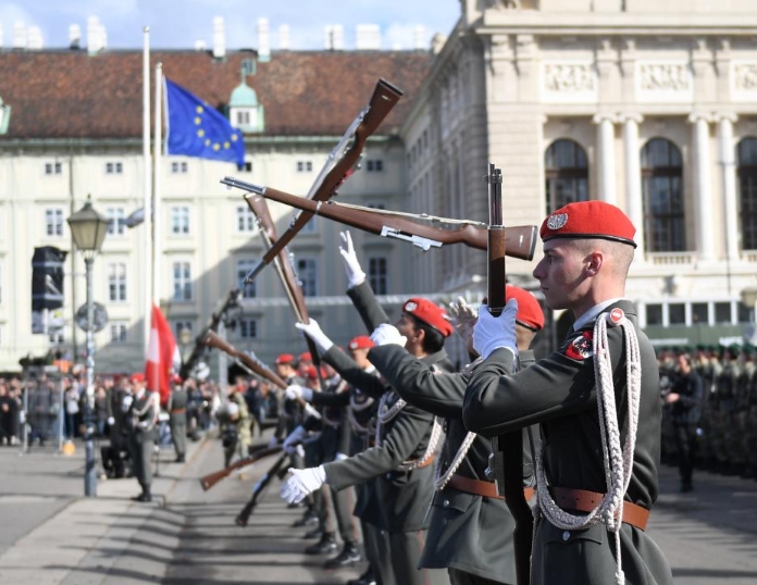 奥地利举行国庆日活动