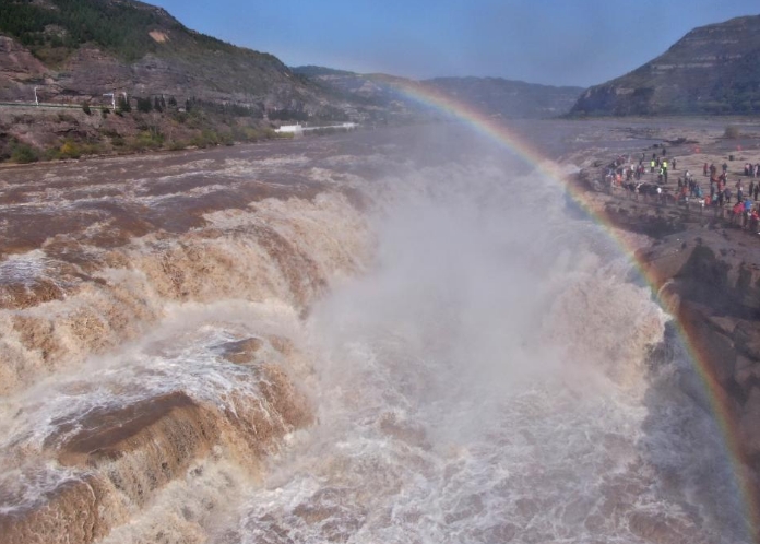 壶口瀑布“彩虹桥”
