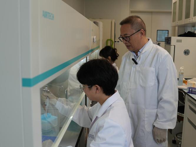 （1107）果香沃野，科技星河(分离图)(8593782)-20251107085939