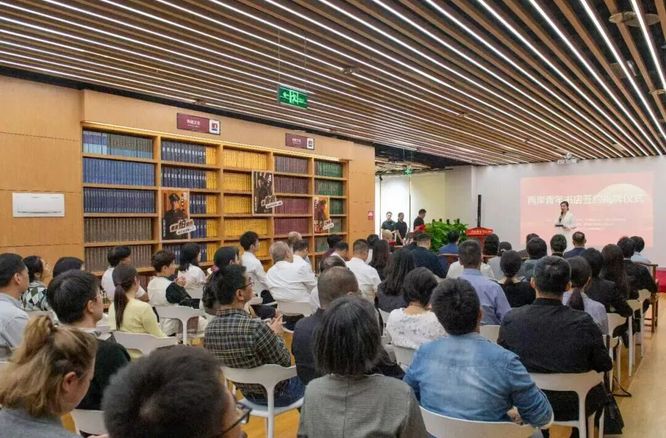 “两岸青年书店”在福建福州揭牌