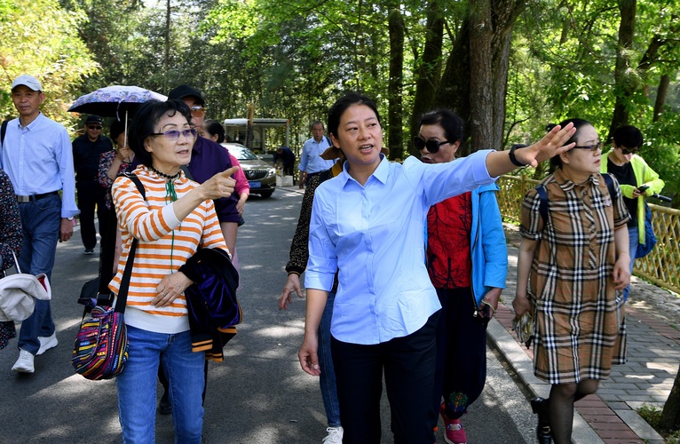 (决胜“十四五”布局“十五五”)用心照亮(8652040)-20251114080723 (决胜“十四五”布局“十五五”)用心照亮(8652040)-20251114080723