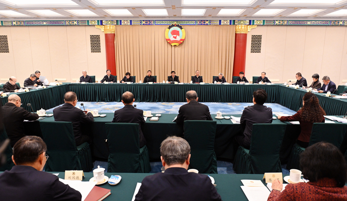 全国政协召开双周协商座谈会 围绕巩固和完善农村基本经营制度协商议政 王沪宁主持