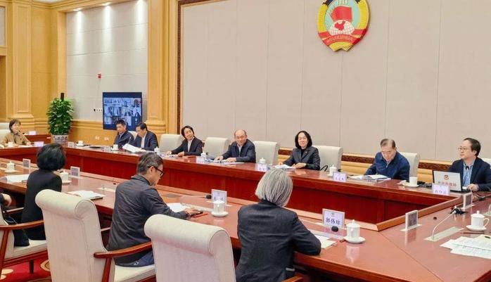 北京市政协召开港澳委员、港澳台侨和对外友好工作顾问情况通报会
