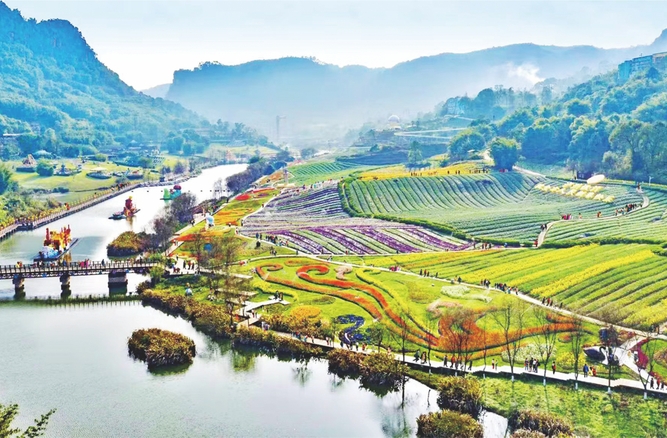 大江奔腾启新程