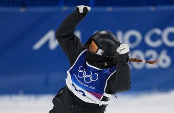 冬奥会｜张小楠冬奥首秀获单板女子大跳台第五名