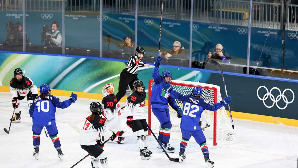 冬奥会｜冰球——女子小组赛：意大利队胜日本队