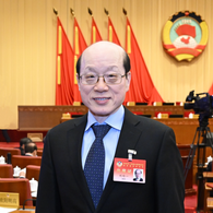 老将担新岗 妙语向世界