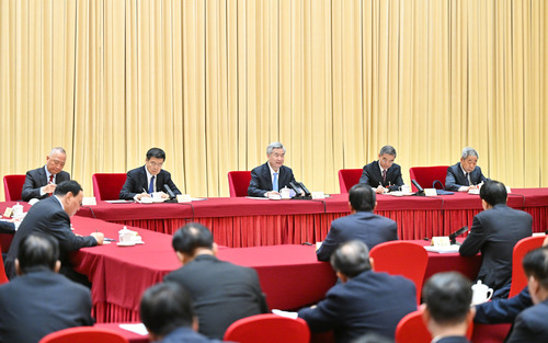 两会丨李希参加中共界委员联组会(9576524)-20260306230039