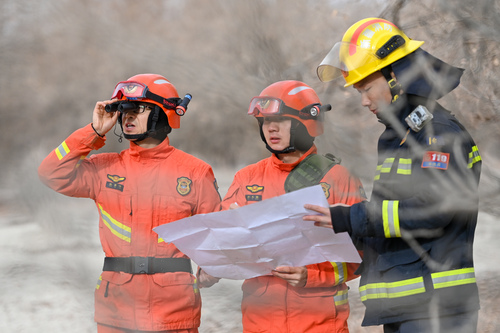 新疆：实战练兵守平安 联动筑牢防火线（8(9881464)-20260403091920