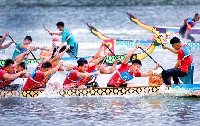 亚沙会龙舟赛中国男队斩获历史首金