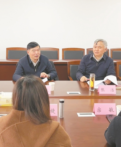 施卫东 施卫东