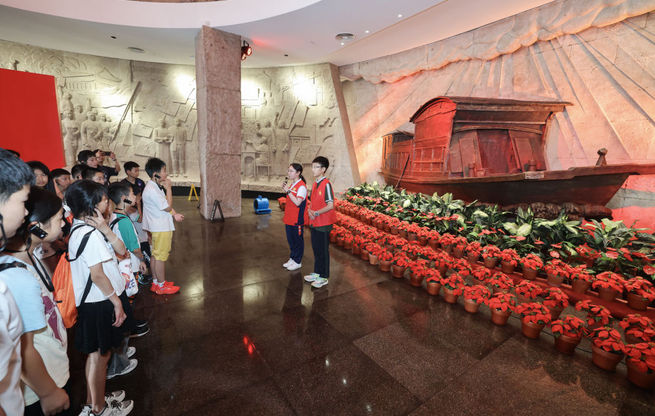 习近平总书记的重要论述指引基础教育改革发展开创新局面