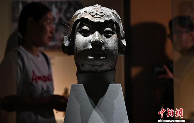 台湾民间组织捐赠的宋金至明清时期流失彩塑在山西展出