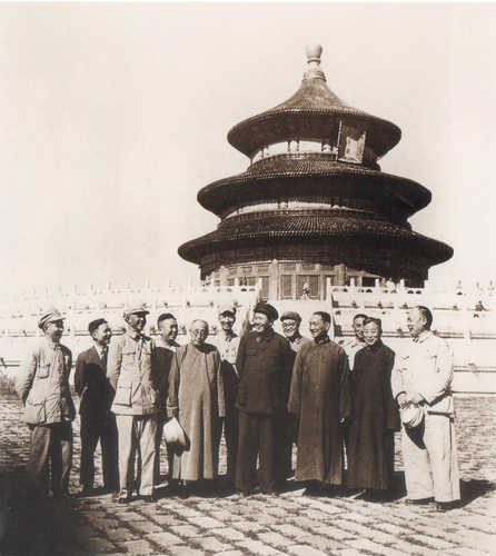 1949年9月19日,毛泽东同刘伯承(后(11020046)-20260920092225 1949年9月19日,毛泽东同刘伯承(后(11020046)-20260920092225