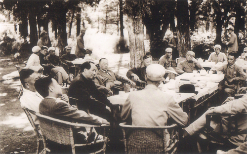 1949年9月19日,毛泽东陪同部分国民(11020058)-20260920092250 1949年9月19日,毛泽东陪同部分国民(11020058)-20260920092250