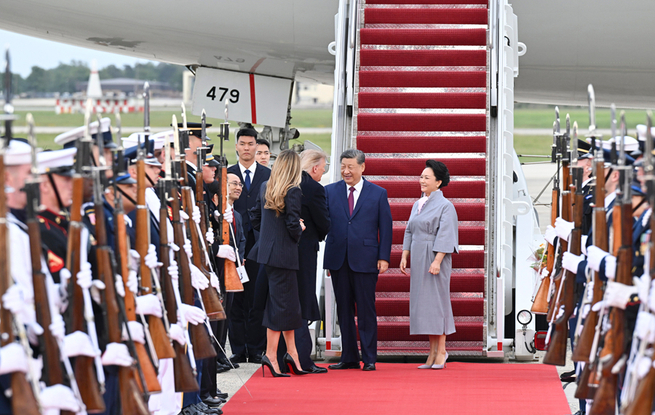 习近平抵达华盛顿对美国进行国事访问