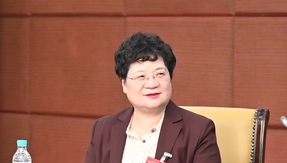饭桌上的闲聊里“有”提案