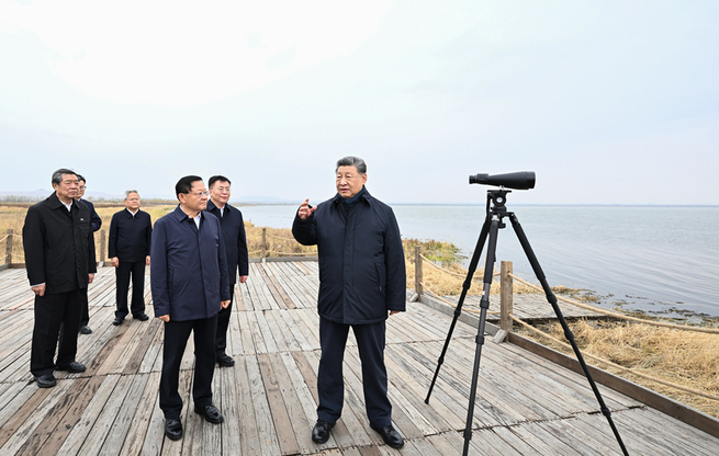 习近平在内蒙古乌兰察布考察