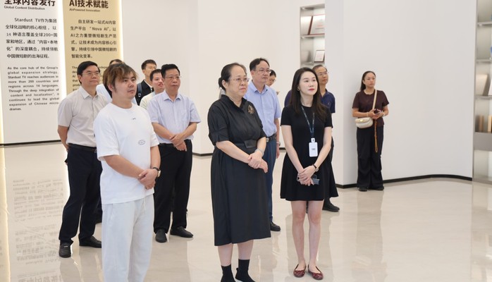 刘咏梅在界别委员专题考察暨读书分享活动中提出 立足本土讲好广西故事 助力文化产业开放发展