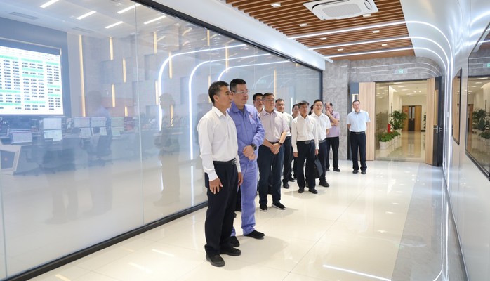 王乃学到钦州调研时强调  强保障优服务推进项目建设  积极促进和规范数据跨境流动