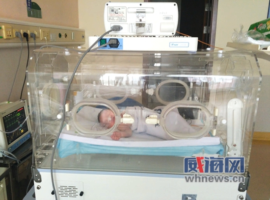 新生男弃婴