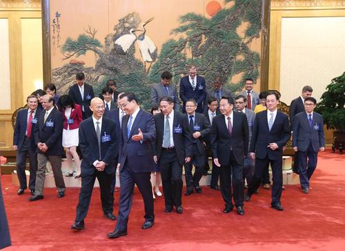 点击进入下一页